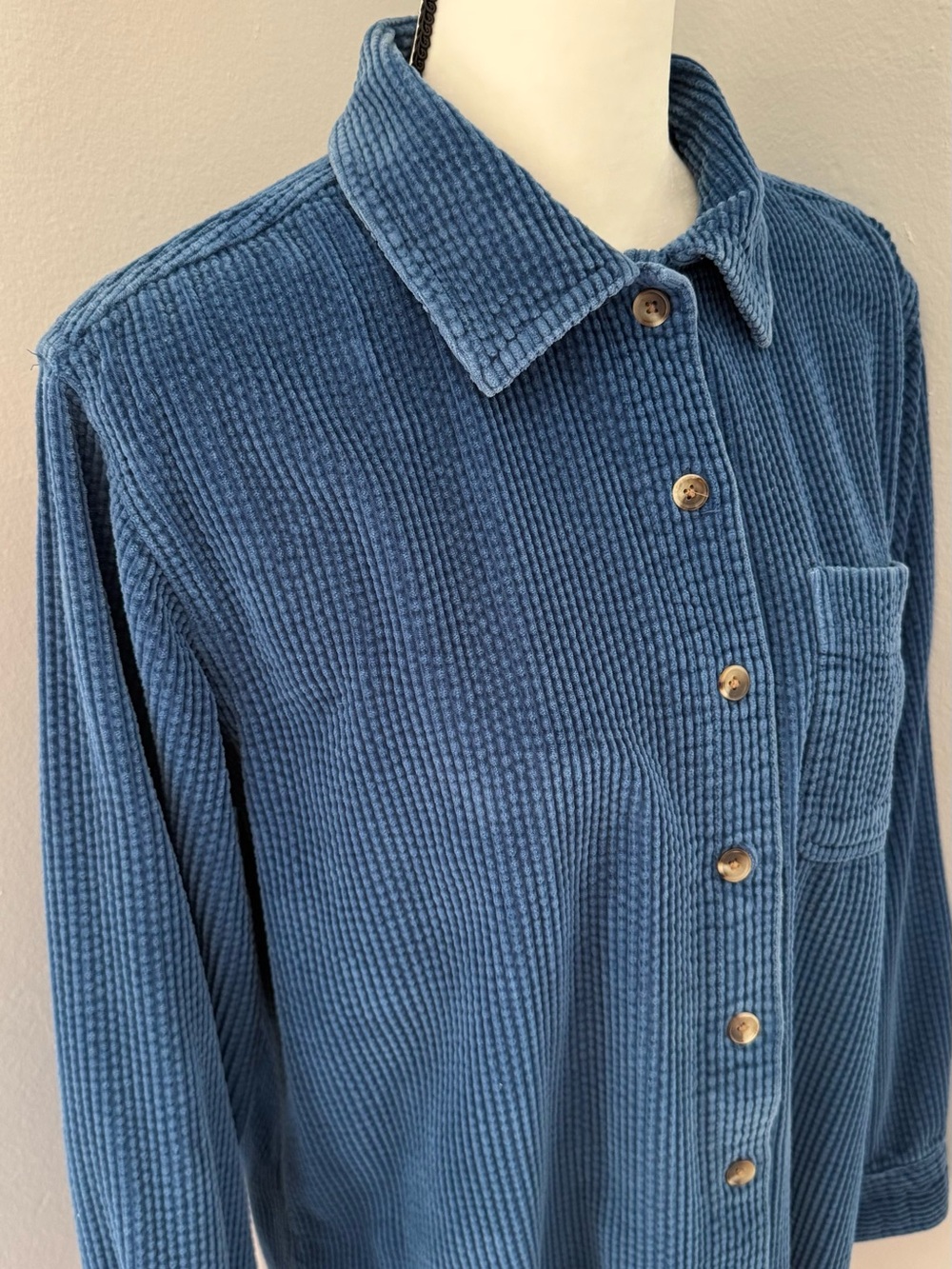 L.L. Bean Wide Wale Corduroy Shacket Shirt Button Down Women's Blue Medium - Picture 6 of 7